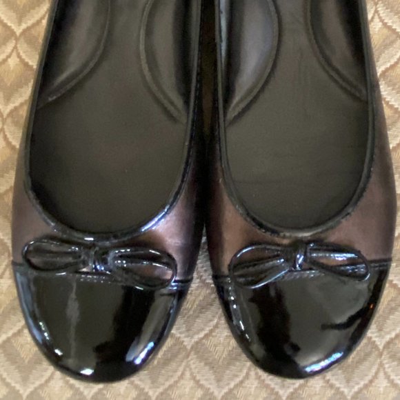 NURTURE Black Patent and Copper Ballet Flats - Picture 8 of 10